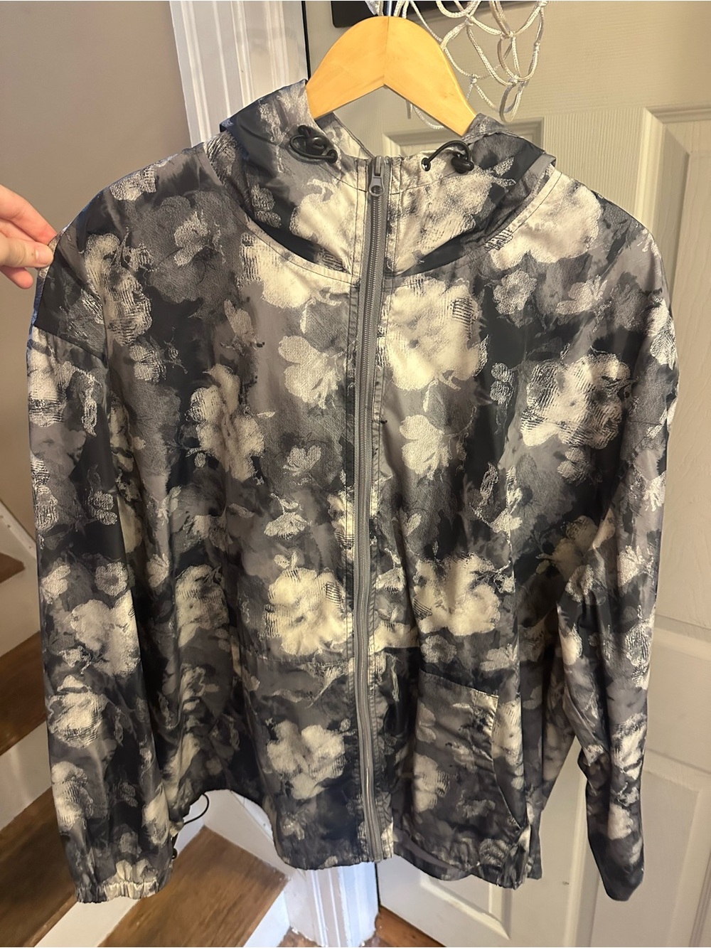 Original Use Men’s Floral Hooded Raincoat - Black & White Bloom XXL